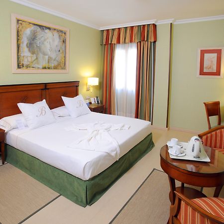 Hotel Becquer Seville Luaran gambar