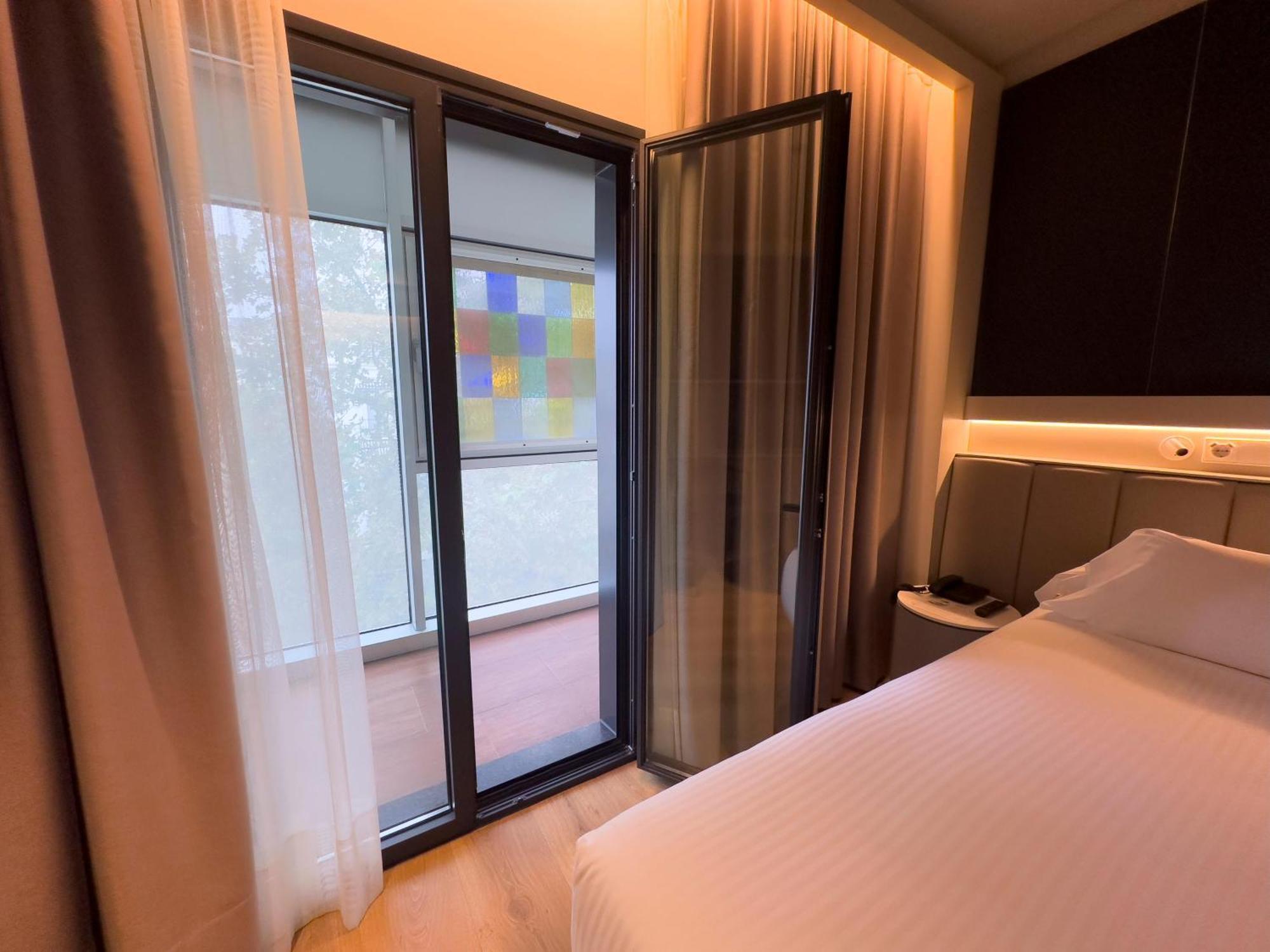 Hotel Becquer Seville Luaran gambar