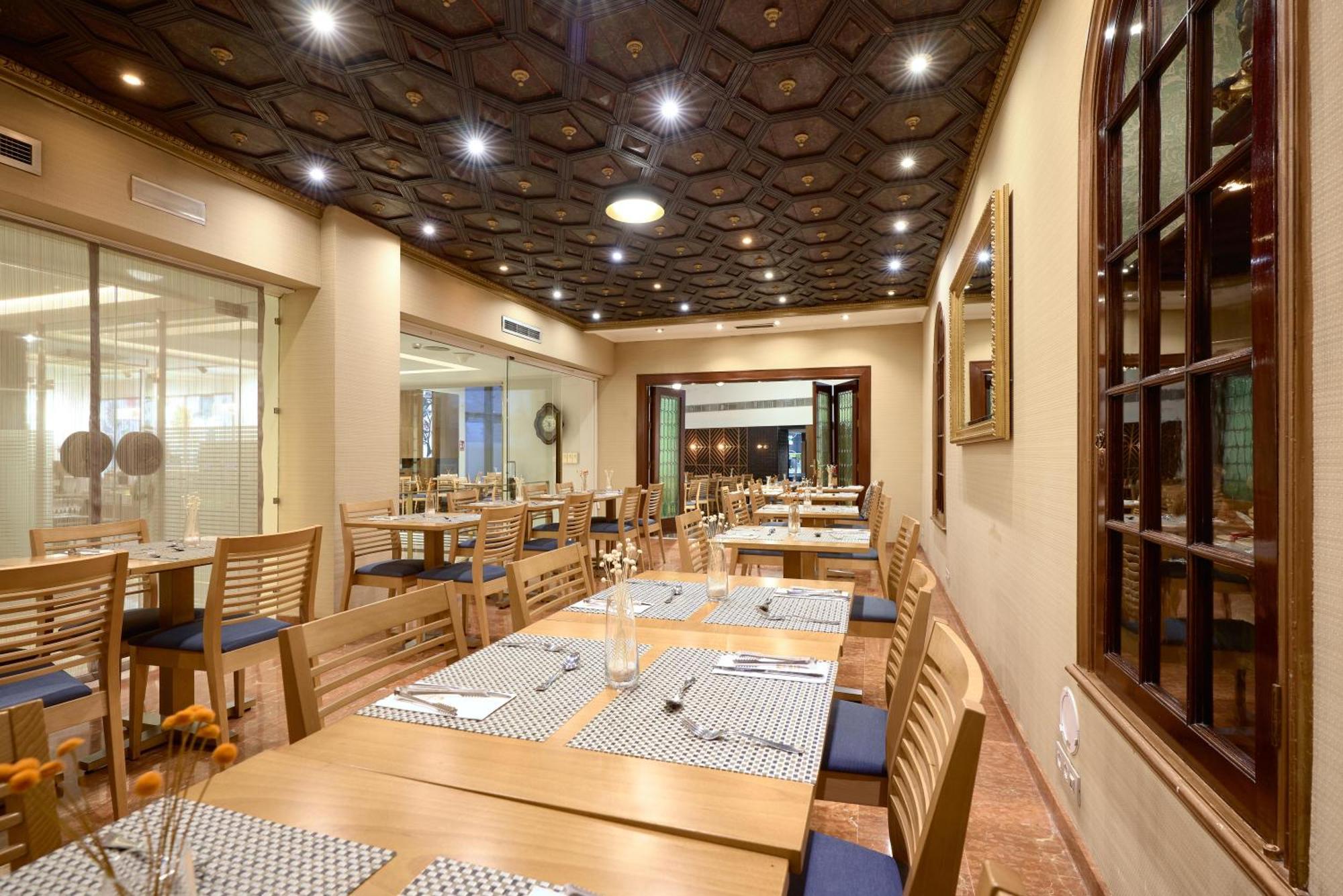 Hotel Becquer Seville Luaran gambar