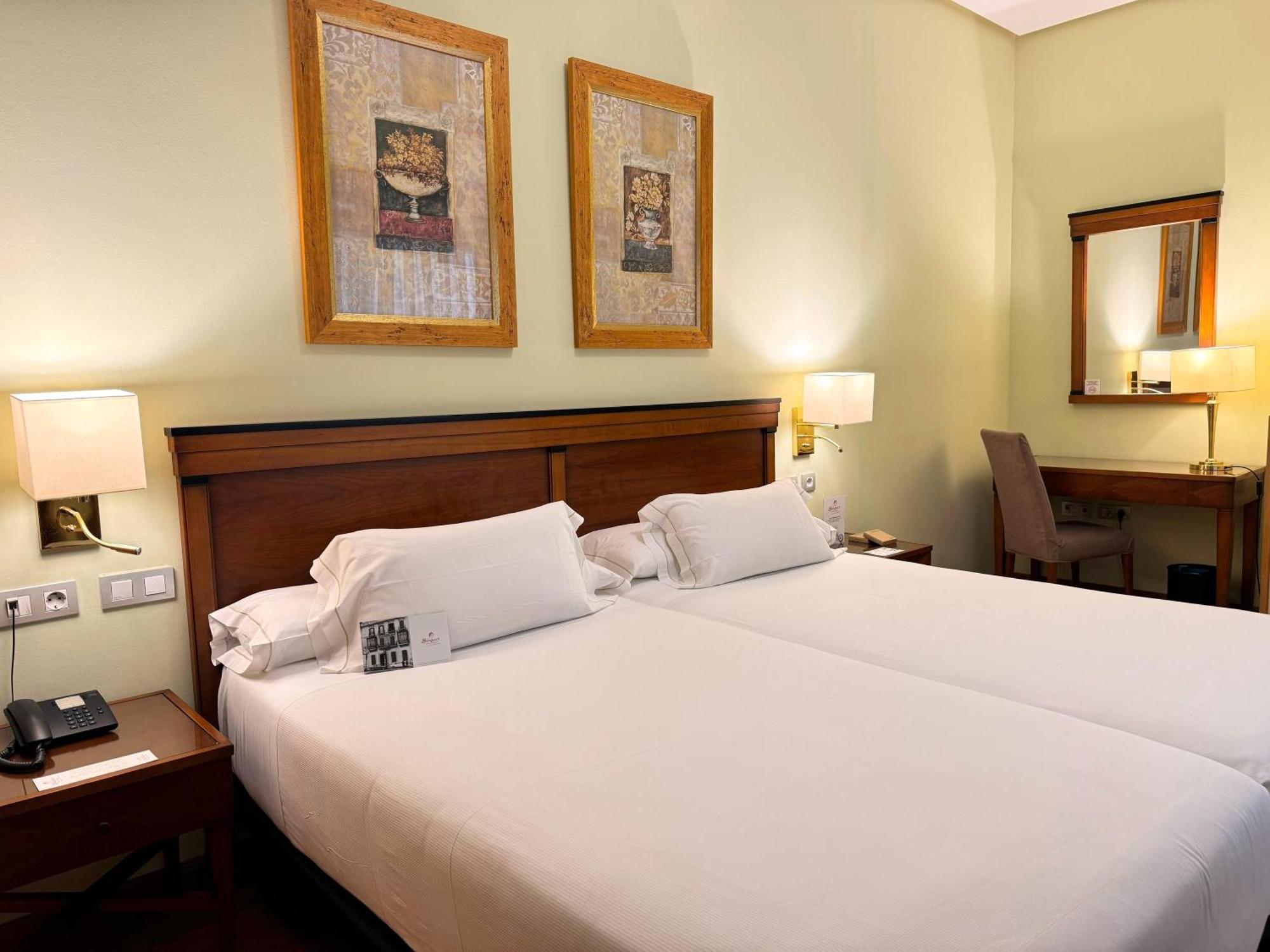 Hotel Becquer Seville Luaran gambar