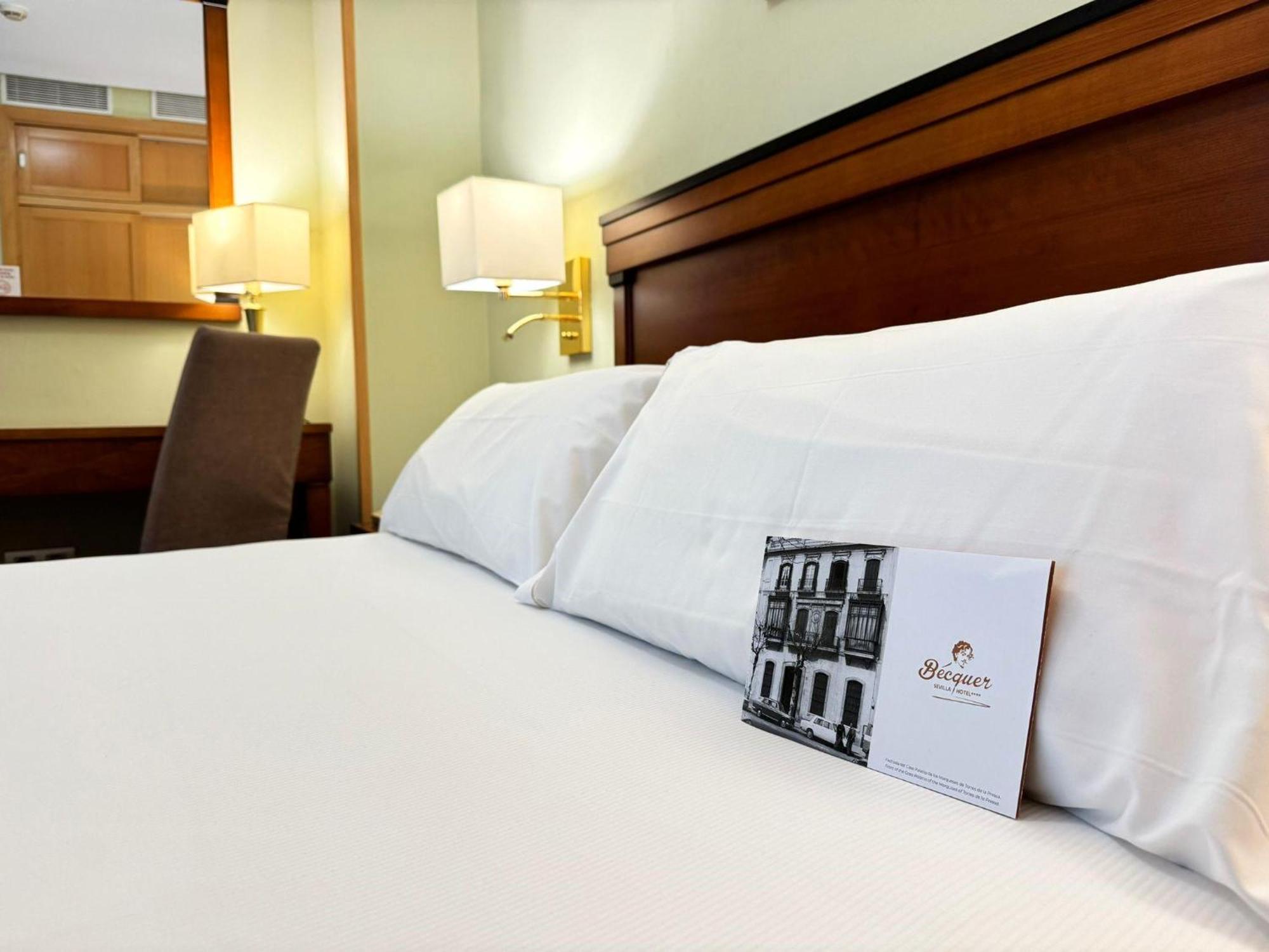 Hotel Becquer Seville Luaran gambar